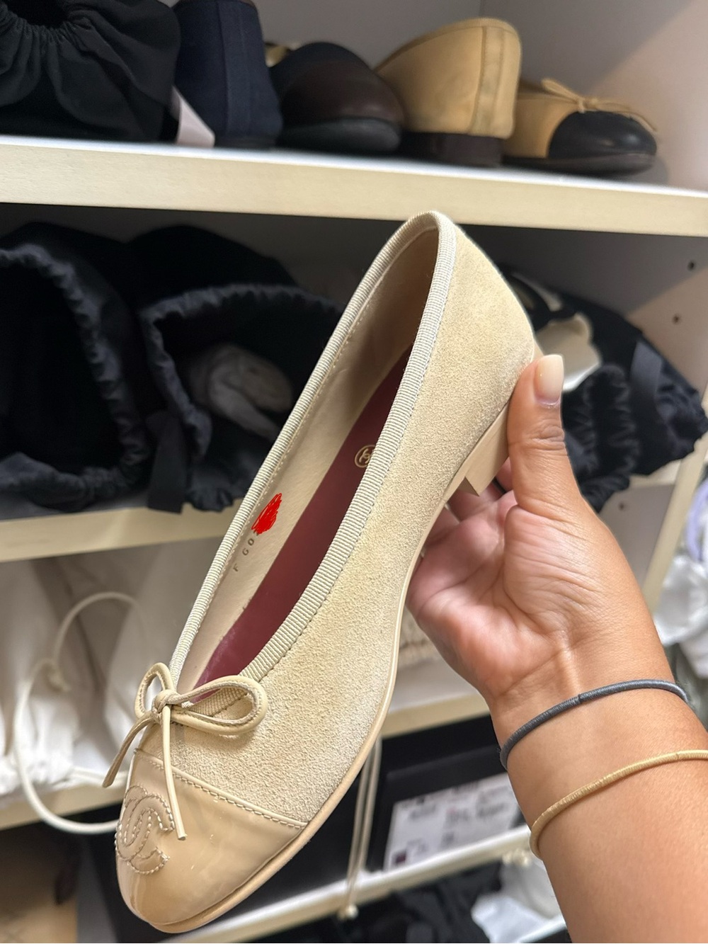 CHANEL Nude Beige Leather Ballet Flats with CC Bow - Picture 3 of 3